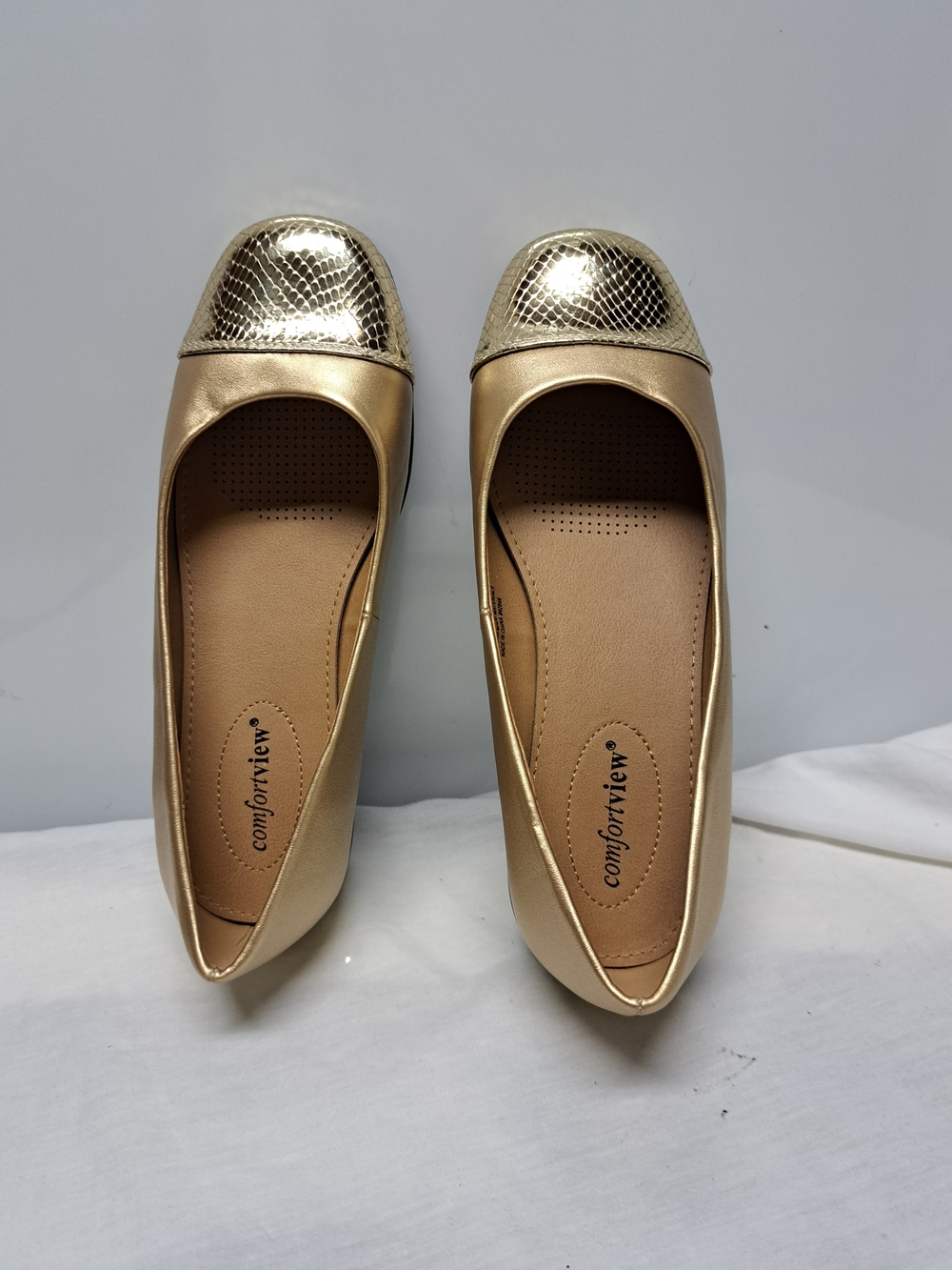 comfortview Metallic Gold Ballet Flats with Snake-Texture Cap